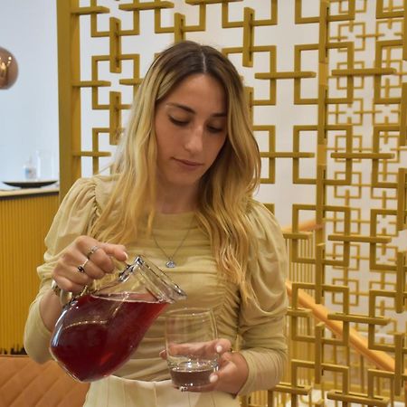 Hotel Ergi'S ドゥラス エクステリア 写真