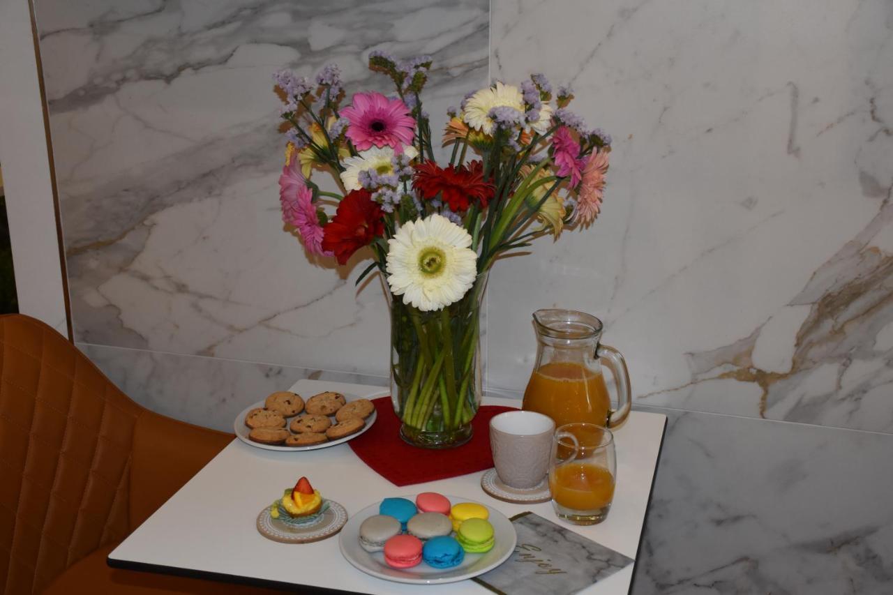 Hotel Ergi'S ドゥラス エクステリア 写真