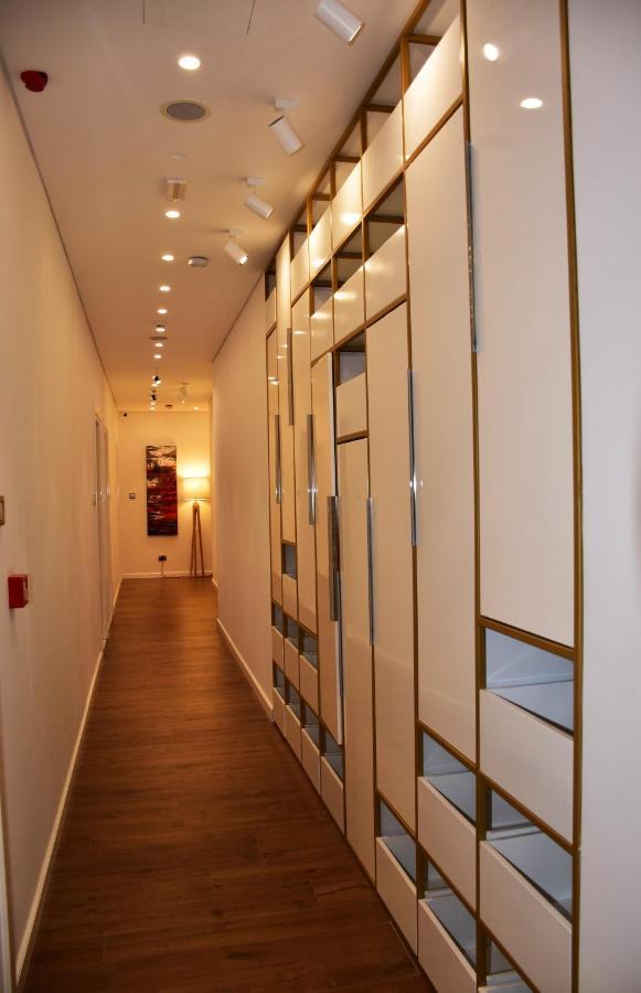 Hotel Ergi'S ドゥラス エクステリア 写真